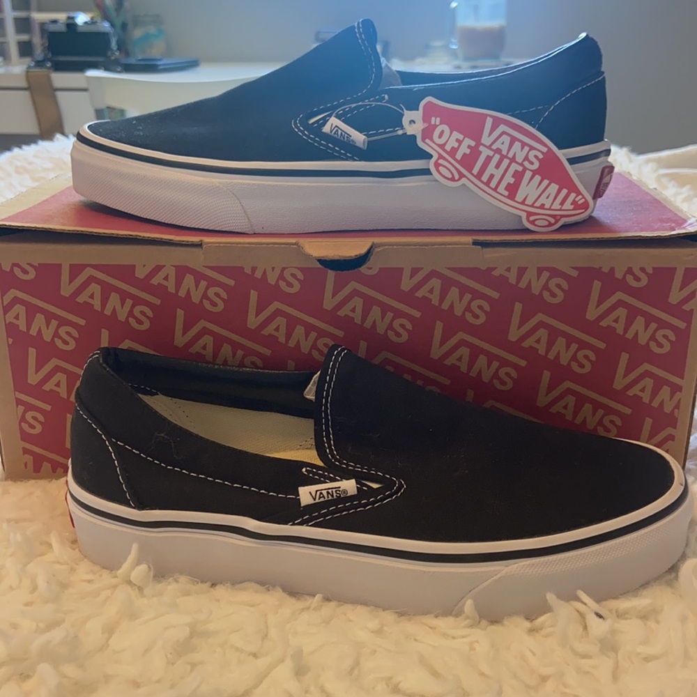 Black Vans classic slip-on size 6.5 women (or size 5 men) brand new never worn - Picture 6 of 6
